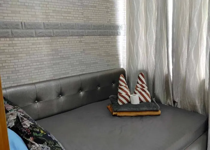 Peaceful Pasay Oasis - Entire For Rent Апартаменты *